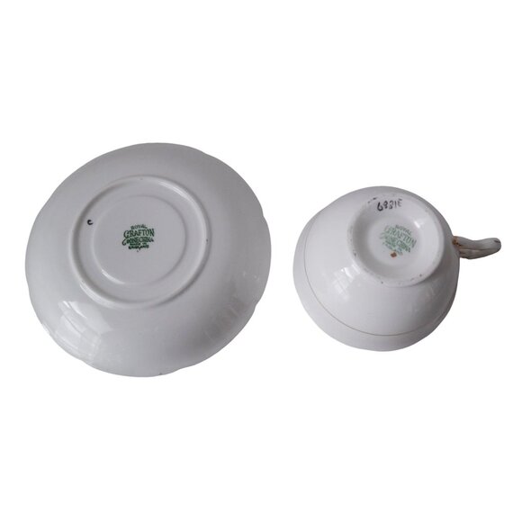 Vintage Royal Grafton Teacup and Saucer Rose Floral Lattice Tea Cup - Picture 5 of 6